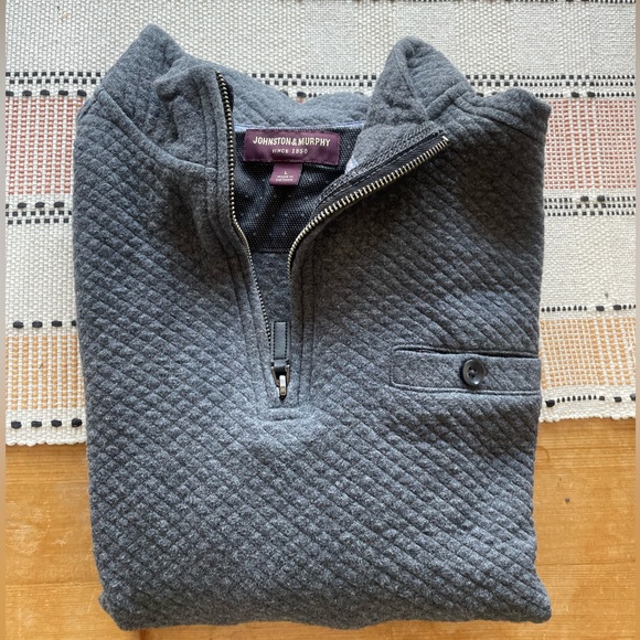 Johnston & Murphy | Men’s Quilted Quarterzip Pullover - Picture 6 of 9